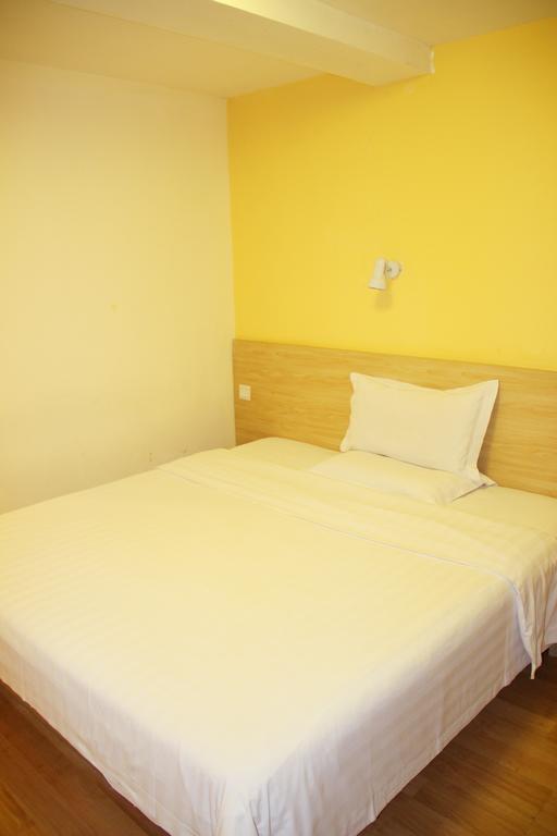 7Days Inn Wuhan Zongguan Номер фото