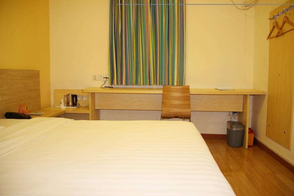 7Days Inn Wuhan Zongguan Номер фото